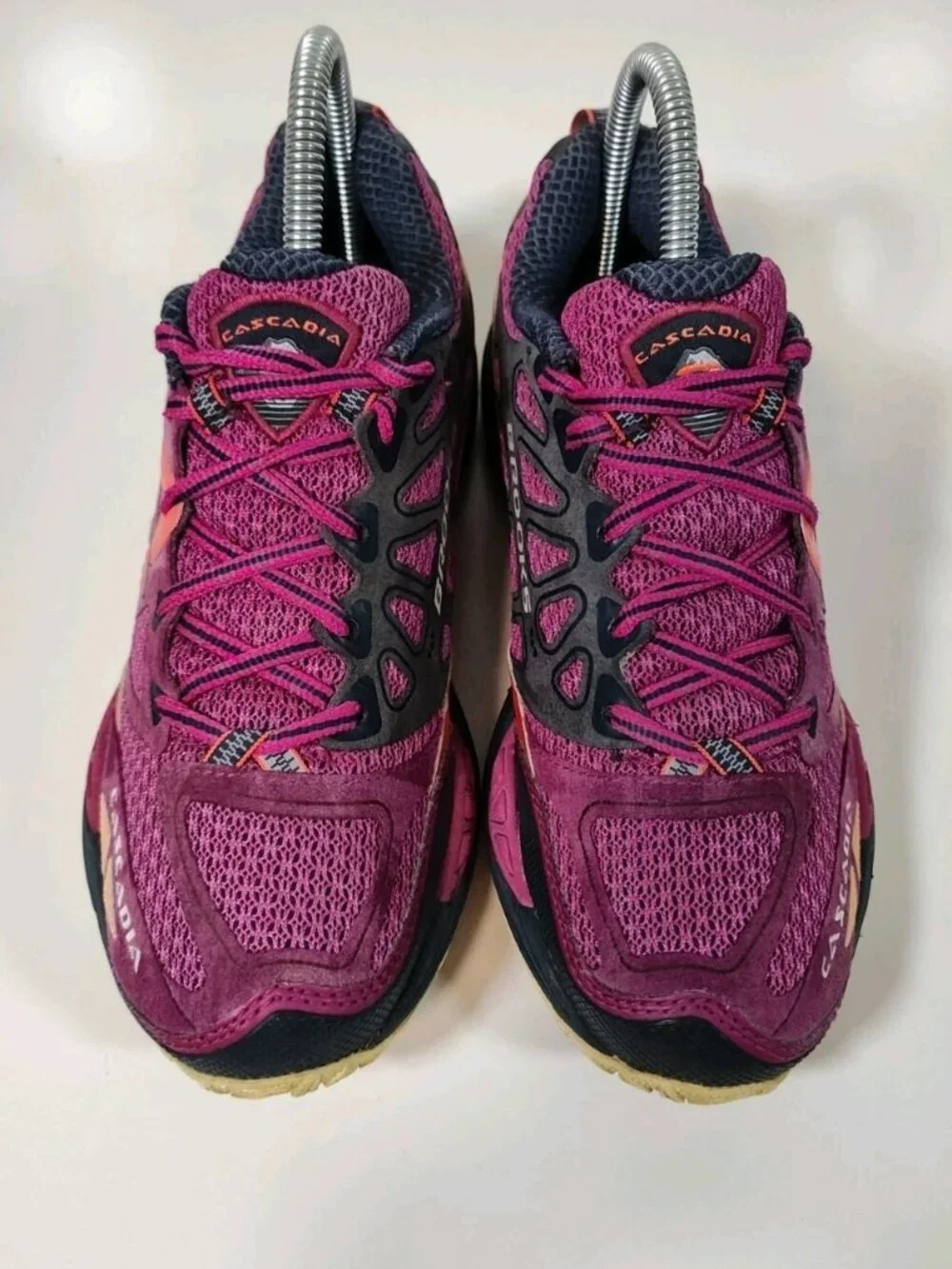 Brooks Cascadia 9 Trail Running Shoes Women’s 7 B Purple Pink 120153B872 - Picture 2 of 9
